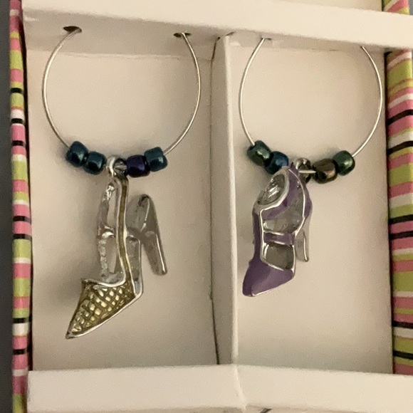 High Heel Wine Charms - Picture 3 of 4